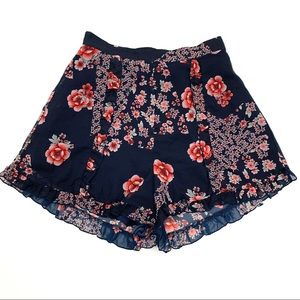 The Fifth label Womens size small Patchwork navy East floral shorts